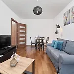 Nowa Teczowa Promenada Staromiejska By Renters * Breslavia