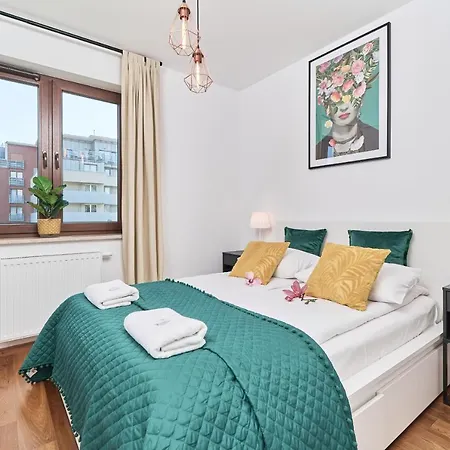 Nowa Teczowa Promenada Staromiejska By Renters Appartement