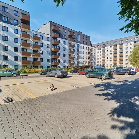 Nowa Teczowa Promenada Staromiejska By Renters *