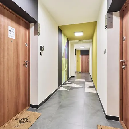 Nowa Teczowa Promenada Staromiejska By Renters