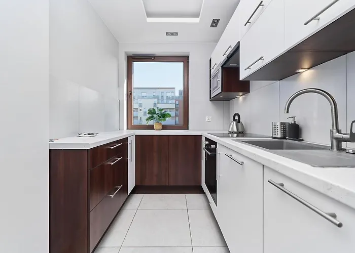 Nowa Teczowa Promenada Staromiejska By Renters * Вроцлав