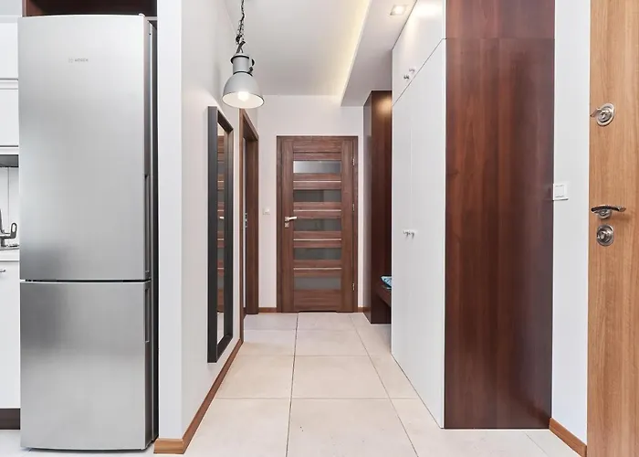 Nowa Teczowa Promenada Staromiejska By Renters